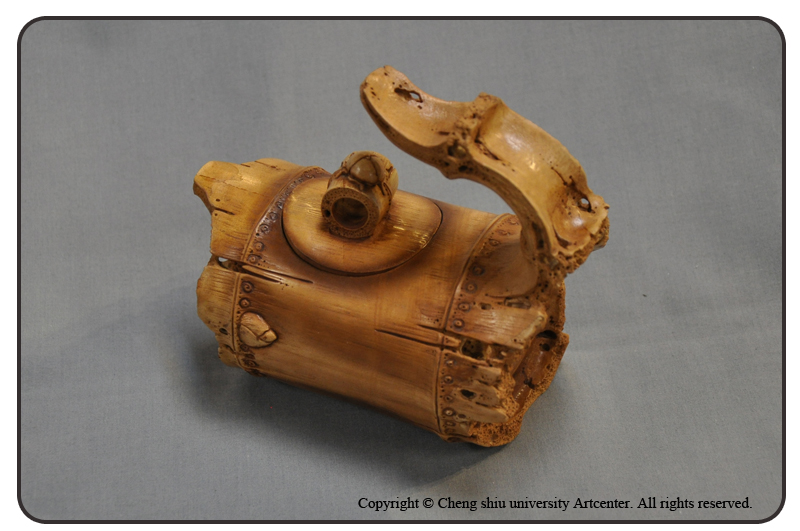 ���J���@�ħ�˳��@�쯾�ۡ@14&times;7.5&times;10�@2001