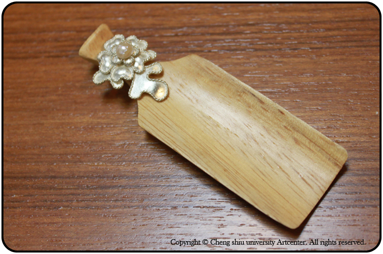 ���@�@9.6&times;3.2&times;2.1�@925�ȡB�ï]�B�ˡ@2011