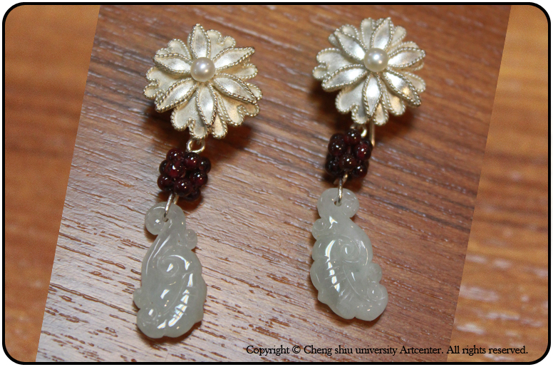 ���O�w�@3&times;2.3&times;2.4�@925�ȡB�ï]�@2011