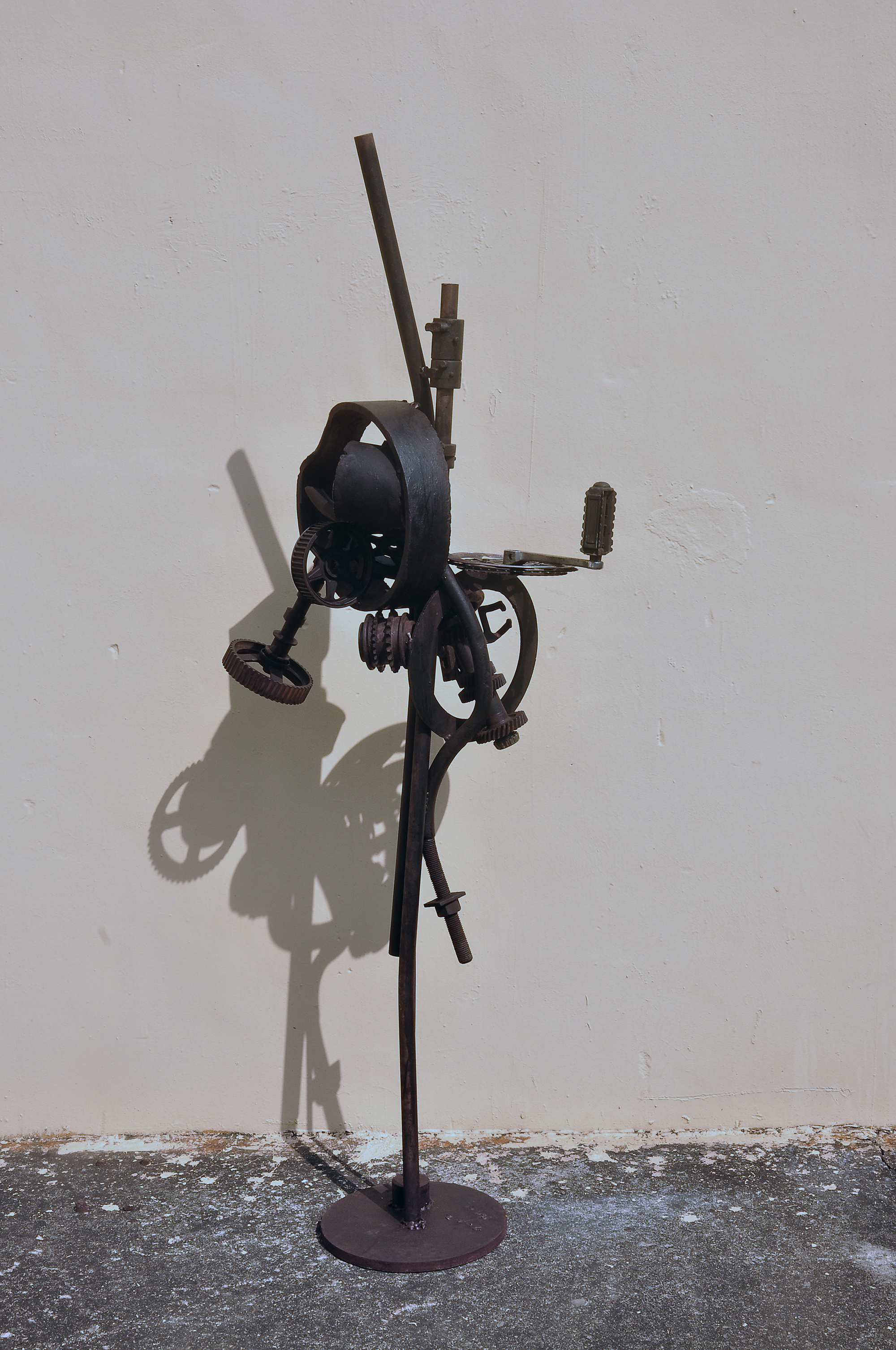 齒輪就是我的臉  洪龍木個展