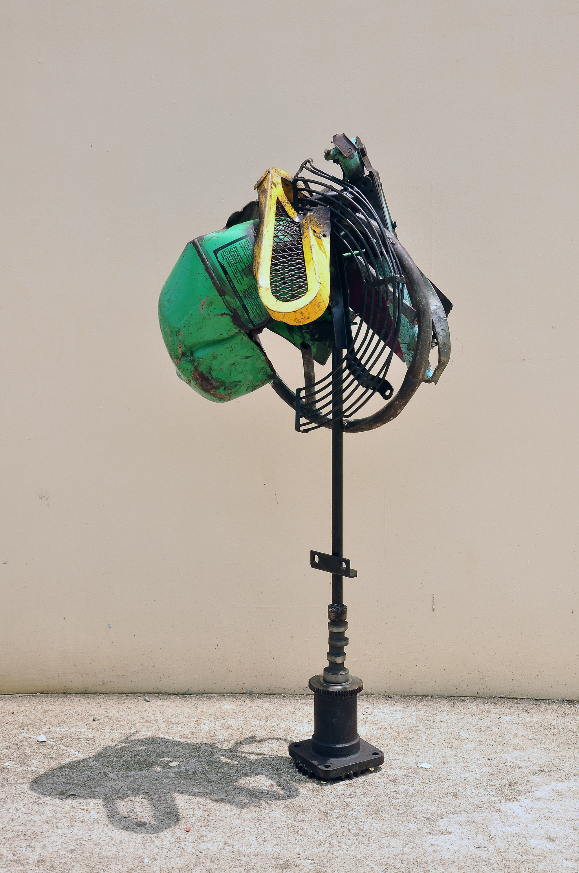 齒輪就是我的臉  洪龍木個展