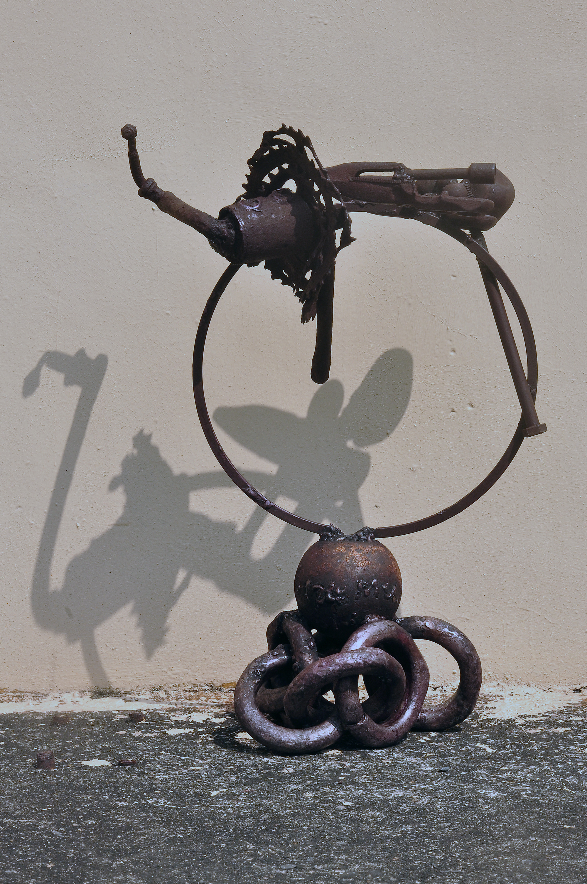 齒輪就是我的臉  洪龍木個展